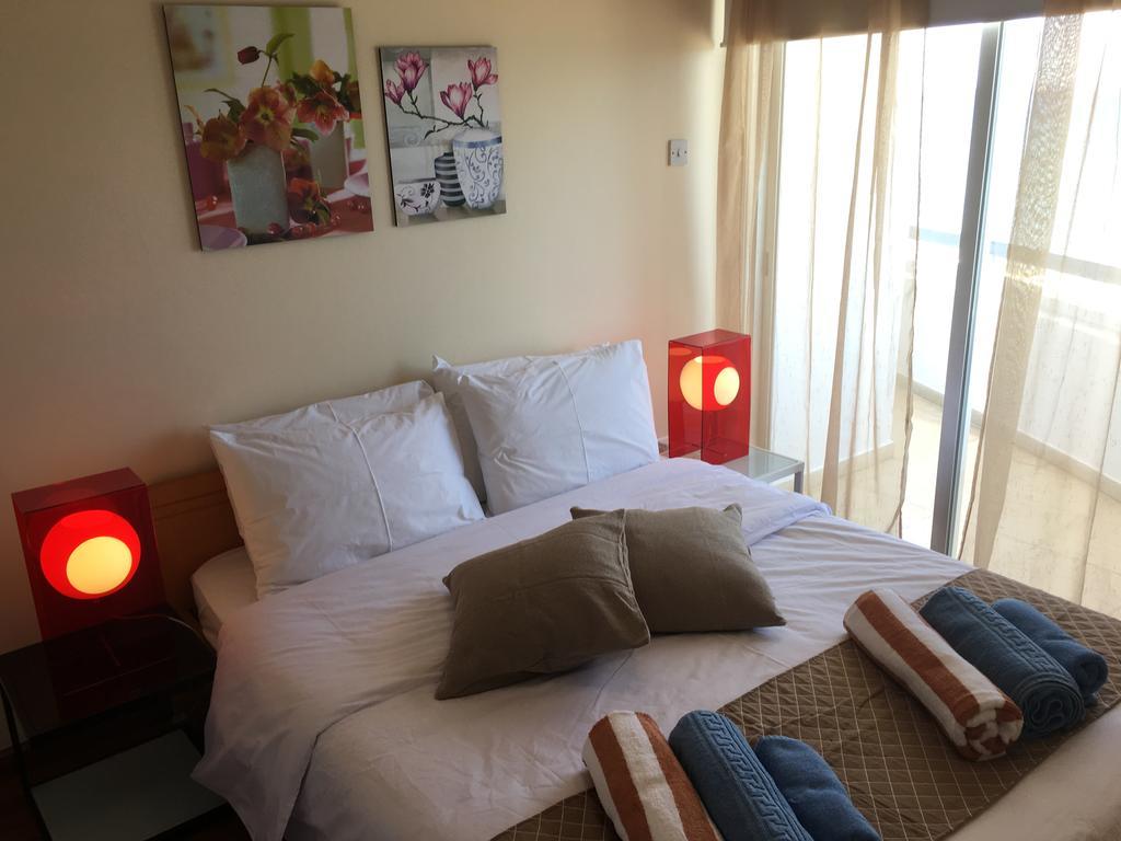 Alex Beach Apartment 51 Larnaca Ngoại thất bức ảnh