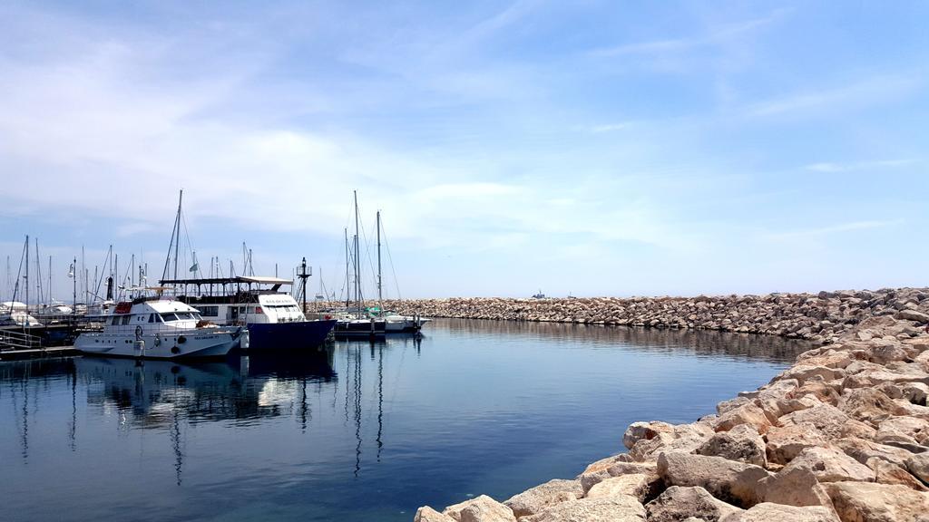 Alex Beach Apartment 51 Larnaca Ngoại thất bức ảnh